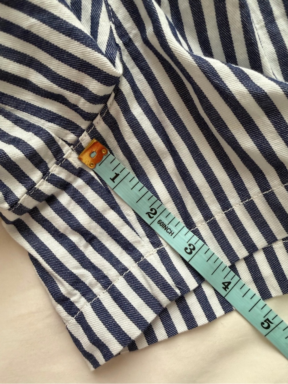 Uniqlo Women’s Cotton Easy Shorts in Blue Stripe - Picture 11 of 12